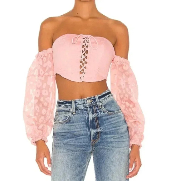 NEW NBD Fauna Off Shoulder Top Blush Pink Lace Up Crop Top Preppy Club Cheetah - Picture 1 of 9